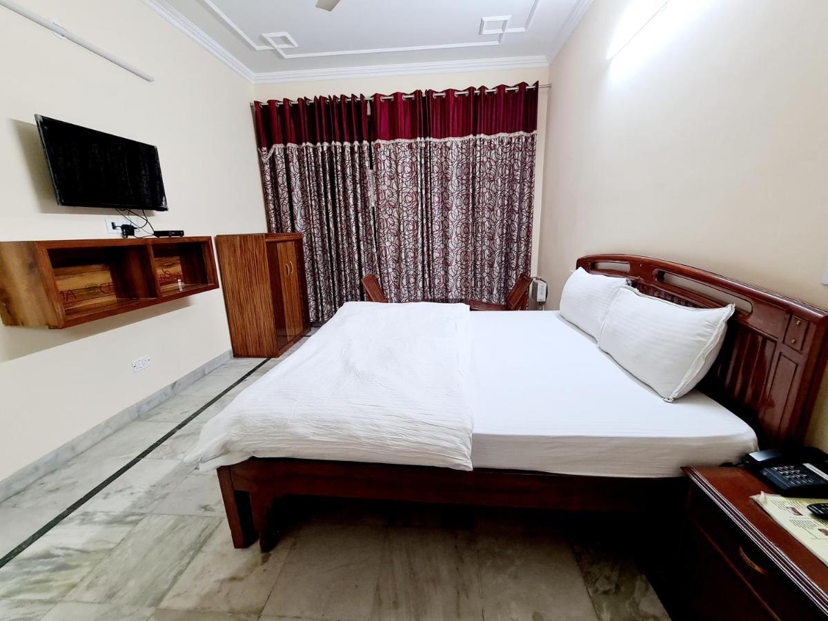 The Kings Residency Hotel Mohali Buitenkant foto
